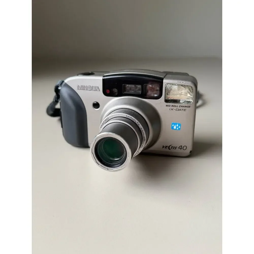 Minolta Vectis 40 Point And Shoot Camera APS Film 30-120mm Zoom 90s WORKS